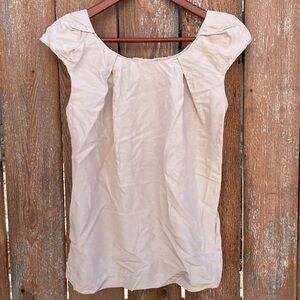 MARTIN & OSA Women’s Cream Gray Silk Crinkle Round Neck Cap Sleeve Blouse Small
